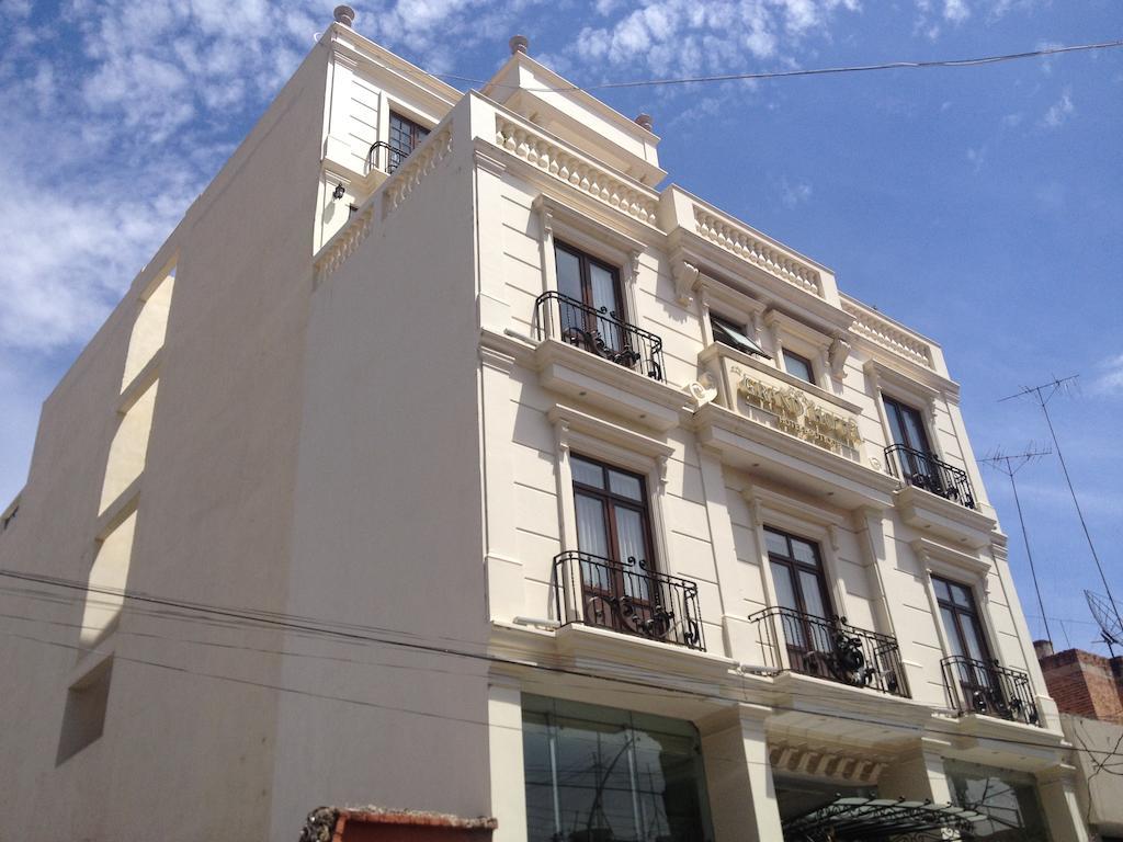 Grand Hotel Tepatitlán Esterno foto